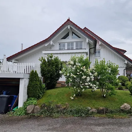 아파트 Am Golfplatz 샤이데크